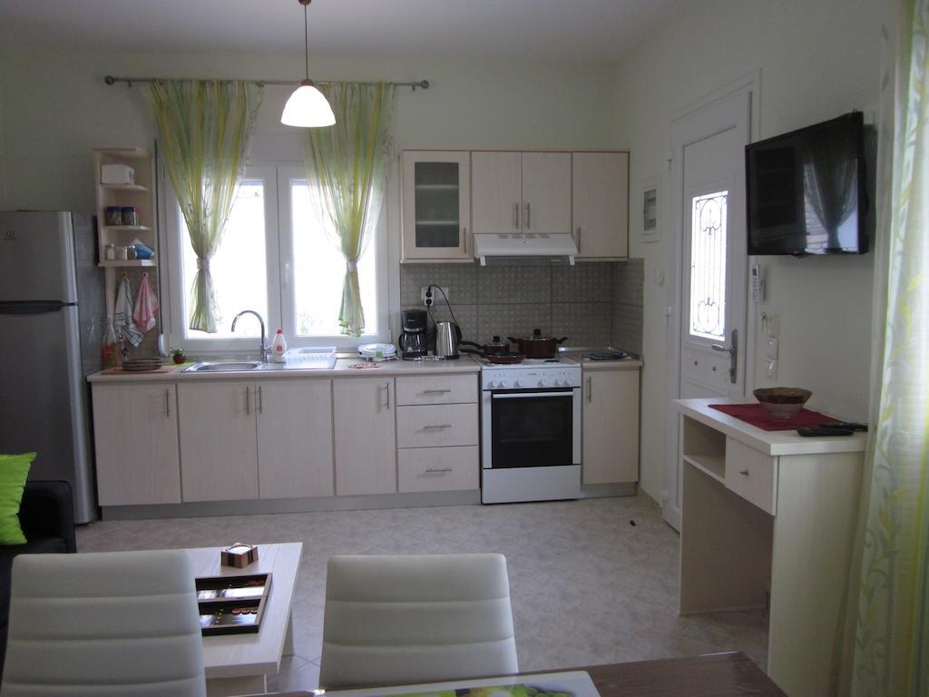 Petra Houses Potos Pokoj fotografie